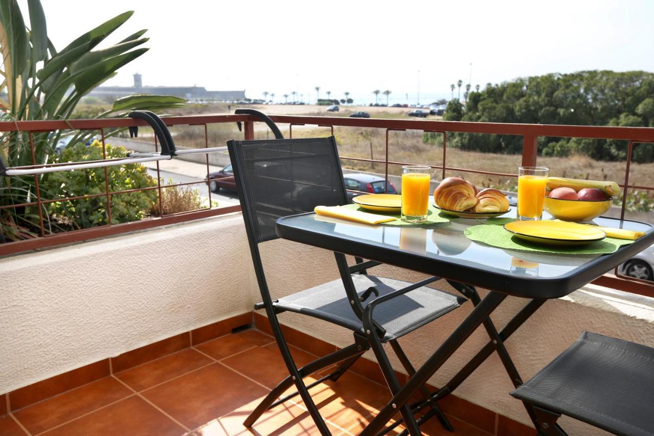 Like-Home-T1 Apt-Sea View, Near The Beach Carcavelos  Exterior photo